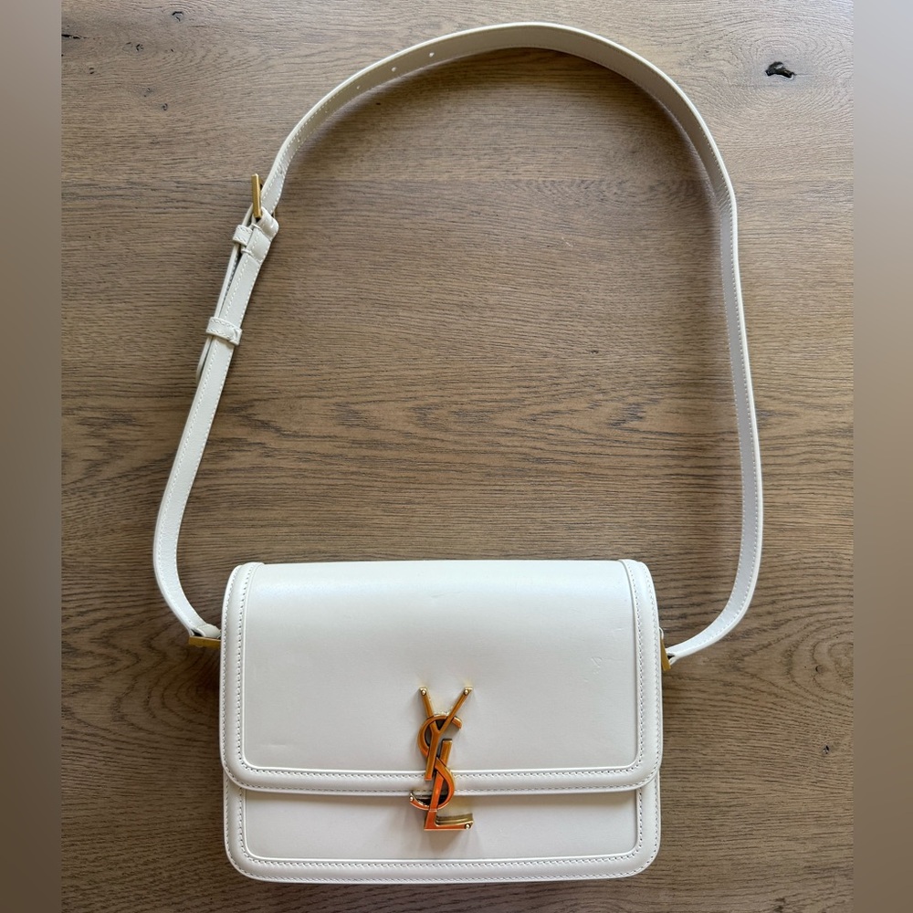 Yves Saint Laurent Solferino Medium in Blanc Vintage